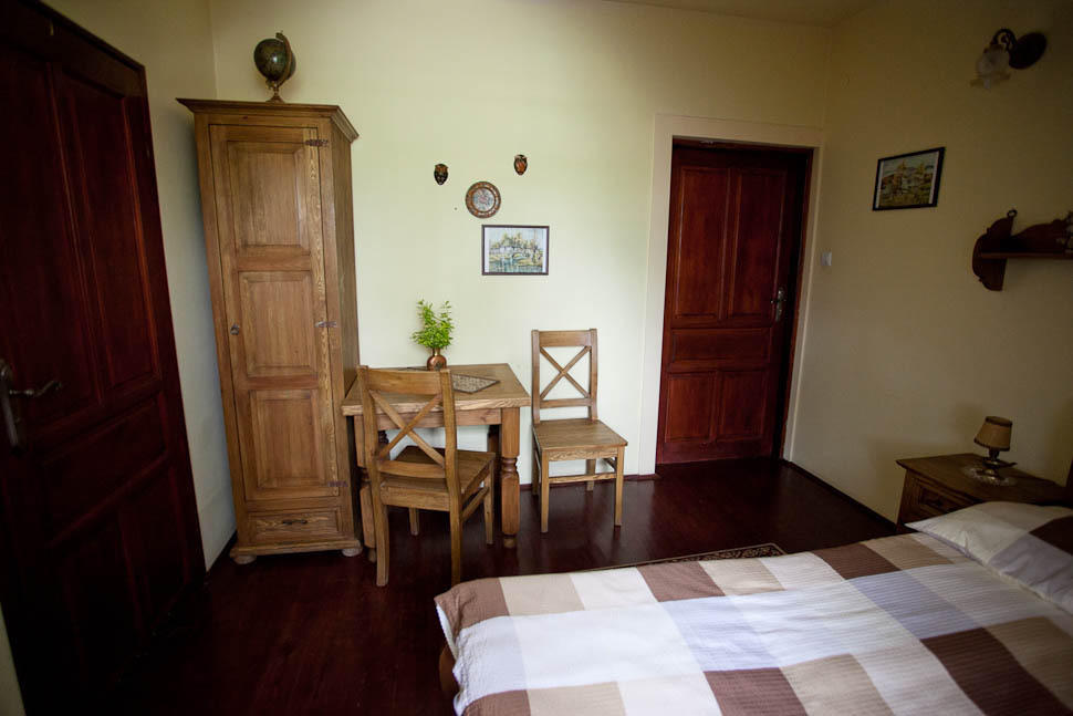 Dwor Na Wichrowym Wzgorzu Bed and Breakfast Przybysławice Eksteriør billede