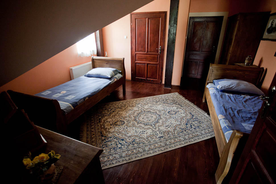 Dwor Na Wichrowym Wzgorzu Bed and Breakfast Przybysławice Eksteriør billede