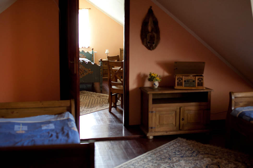 Dwor Na Wichrowym Wzgorzu Bed and Breakfast Przybysławice Eksteriør billede