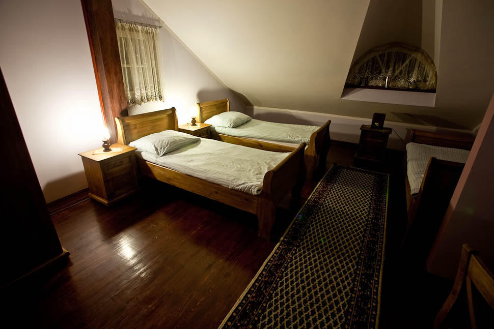 Dwor Na Wichrowym Wzgorzu Bed and Breakfast Przybysławice Eksteriør billede