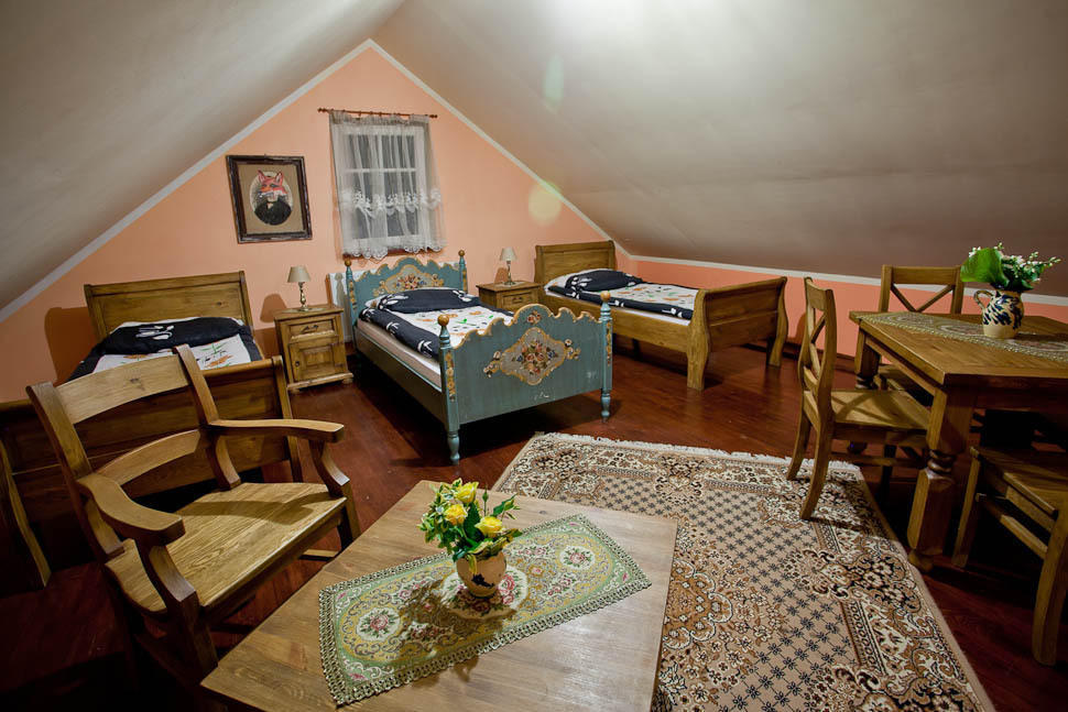 Dwor Na Wichrowym Wzgorzu Bed and Breakfast Przybysławice Eksteriør billede